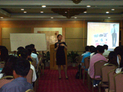 集團舉行商務禮儀培訓 集團舉行商務禮儀培訓