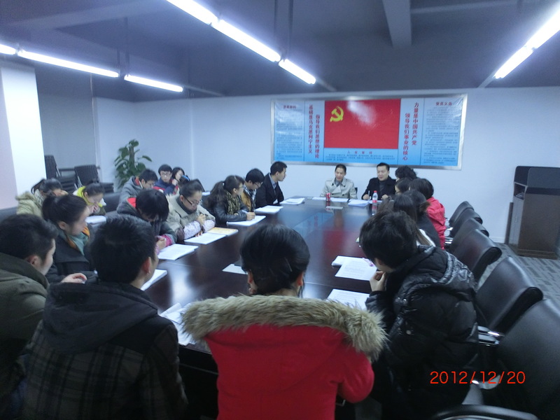 深入交流促融入，諄諄囑托盼成長(zhǎng)