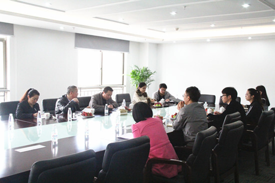 金華商務局副局長趙叢林一行考察我集團 金華商務局副局長趙叢林一行考察我集團